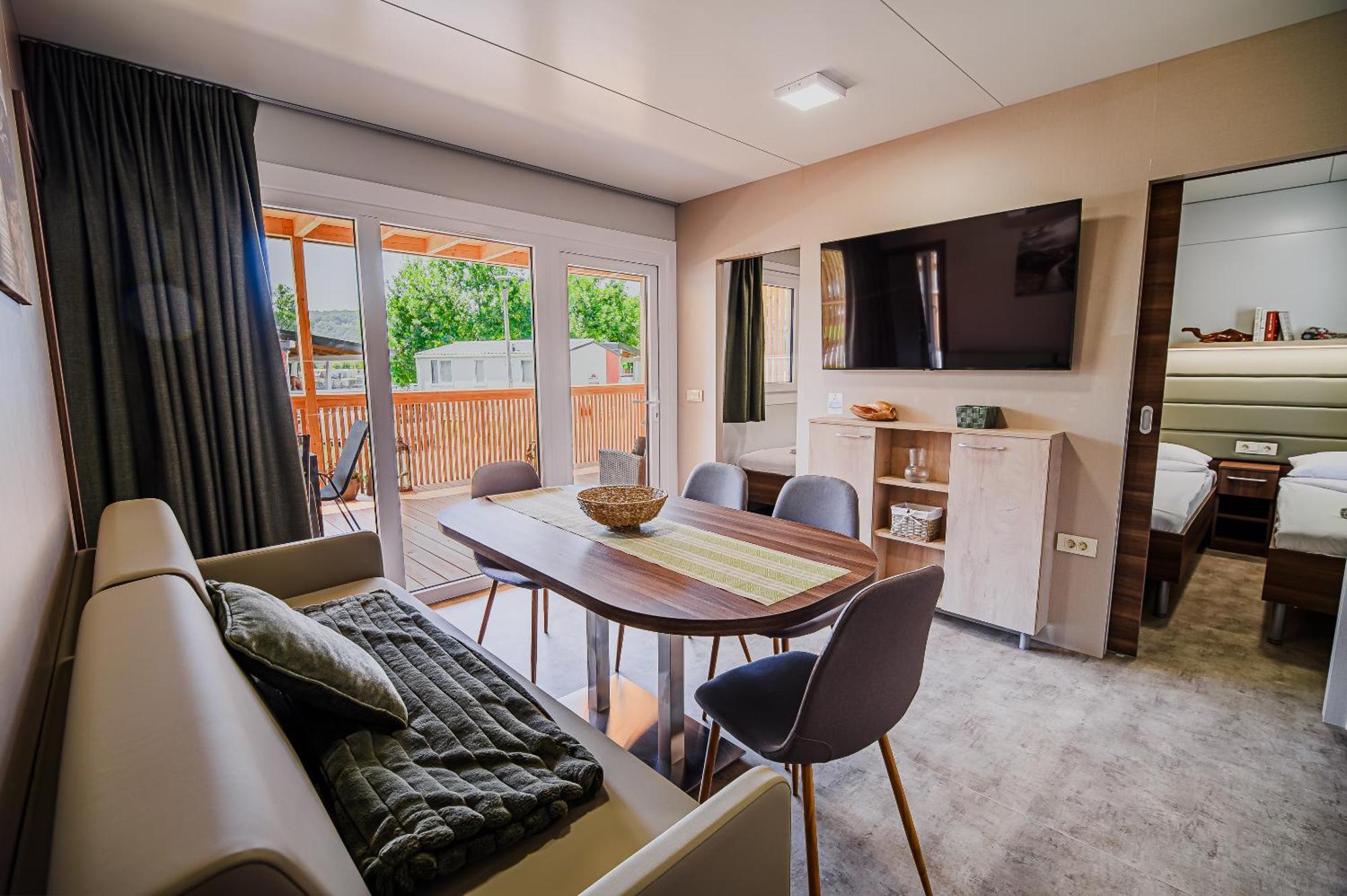 Premium Mobile Homes With Thermal Riviera Tickets Catez ob Savi Εξωτερικό φωτογραφία